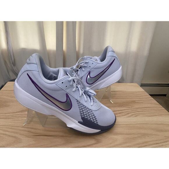 Nike Shoes - Nike G.T. Cut Academy Women’s Basketball Shoe Sz 12.5